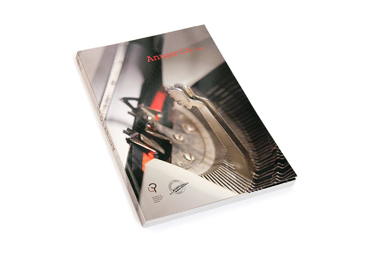 CUBIERTA ANUARIO 2009