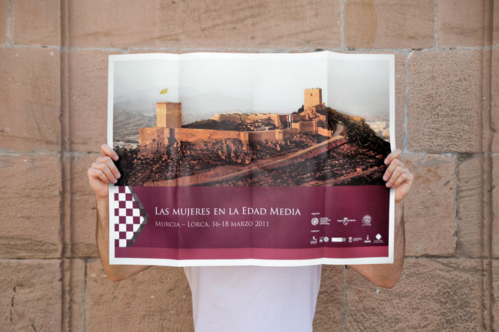 CARTEL-FOLLETO. CONGRESO INTERNACIONAL: LAS MUJERES EN LA EDAD MEDIA